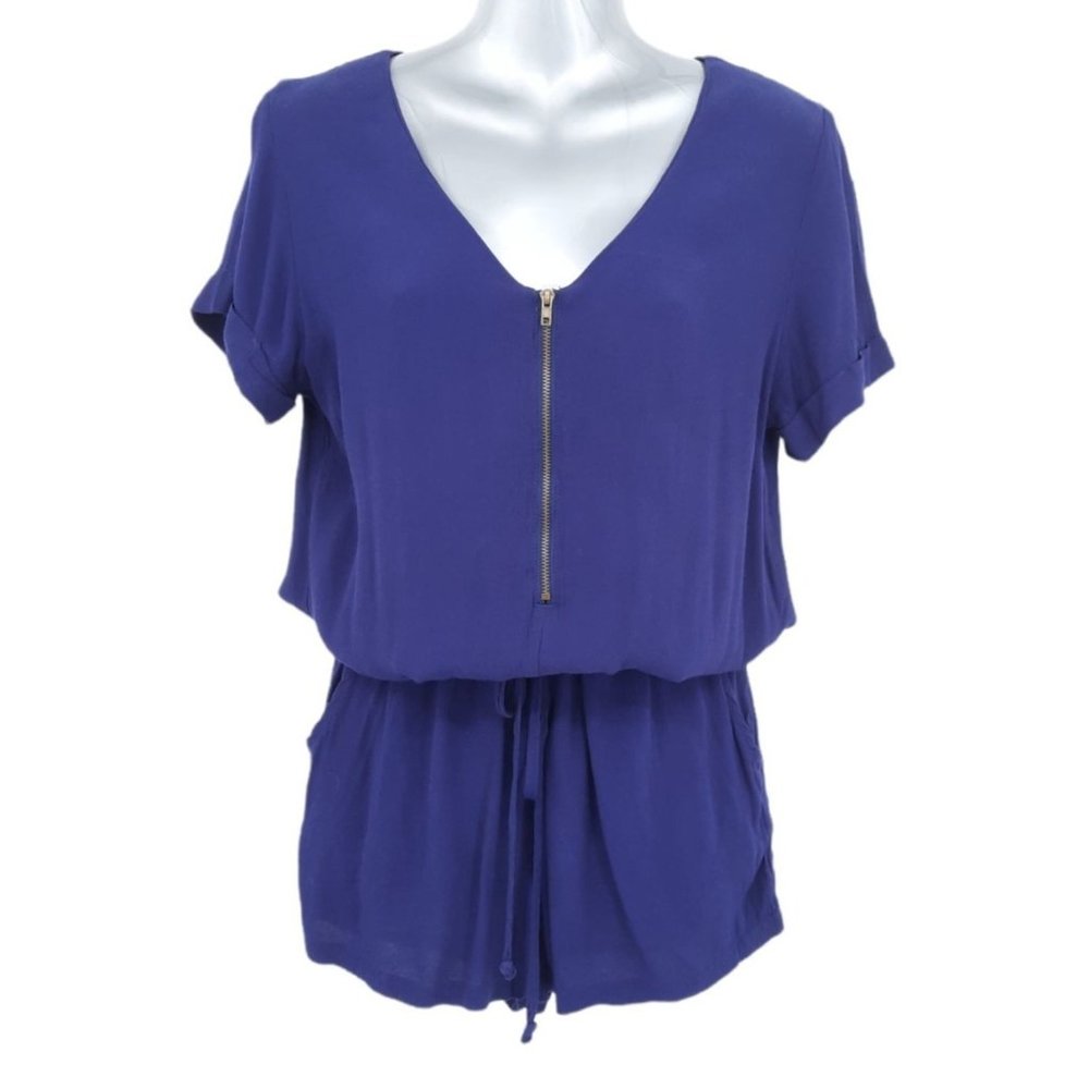 Lulu's Kudos Navy Blue Short Sleeve Zip Front Romper Shorts Drawstring Rayon M